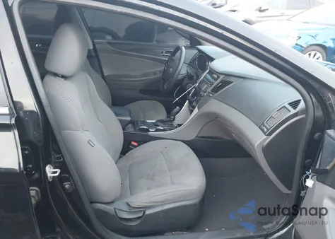 2013 Hyundai Sonata Gls z USA, uszkodzony, nr VIN 5NPEB4AC3DH572933